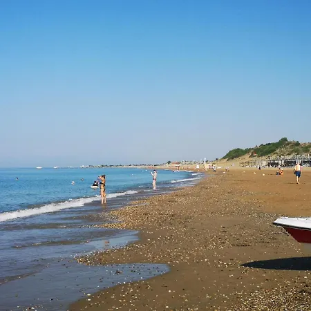 Vakantiehuis Guendogdu Tatil Sitesinde Dubleks Villa *